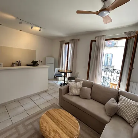 Apartment Setois Style, Charm And Comfort *